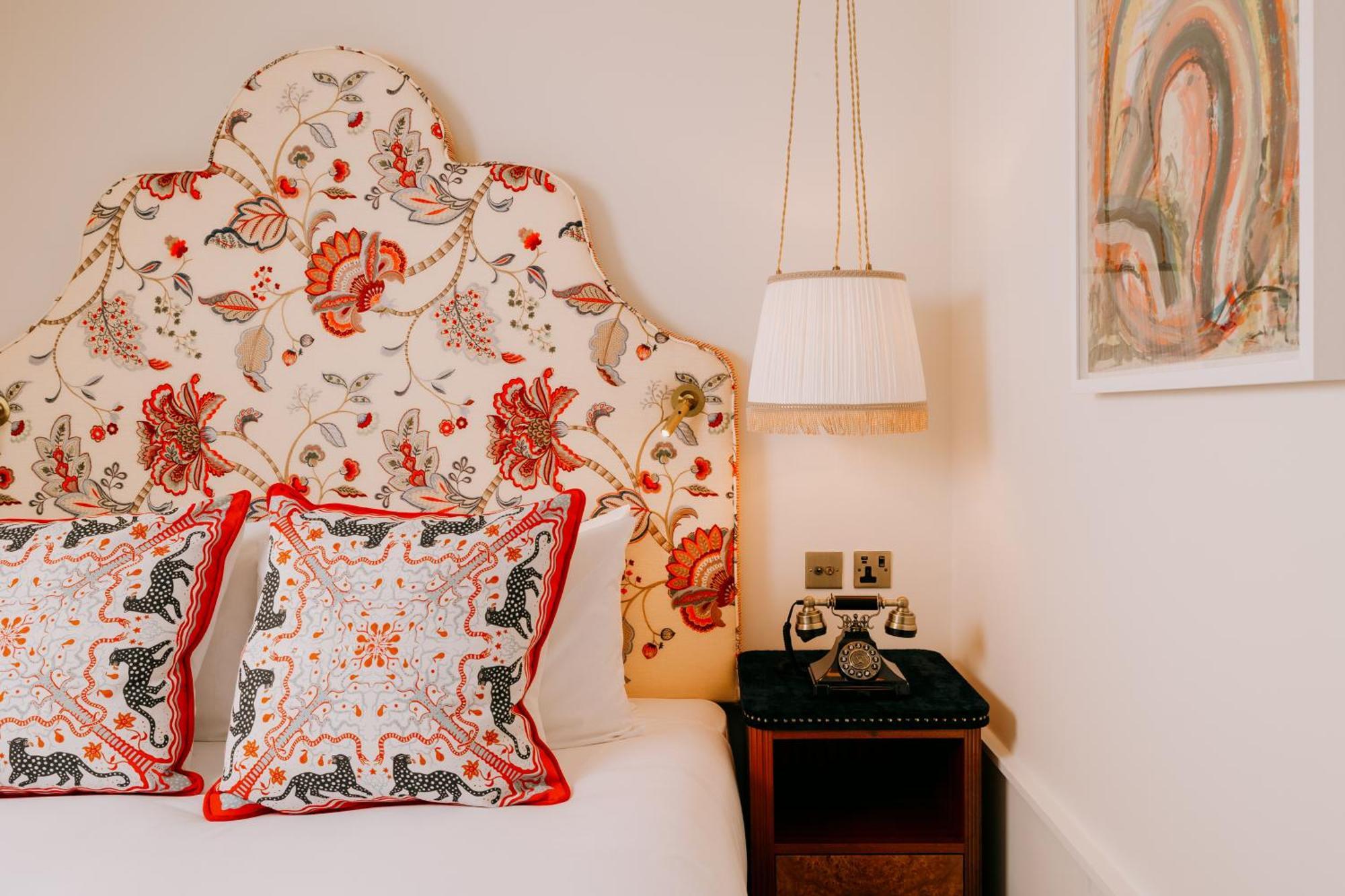 The Standard,1501884871:JPEG